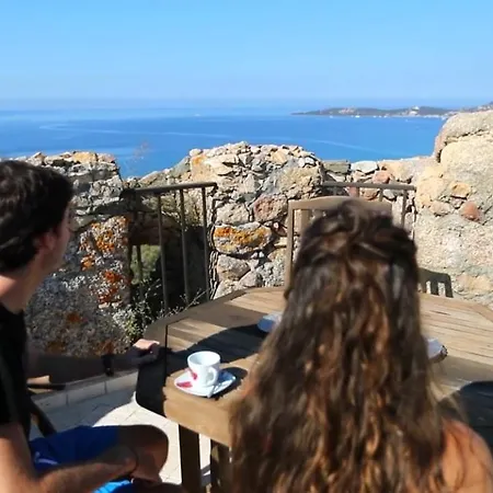 Tour Genoise Micalona, Domaine De L'oglisatru בית נופש