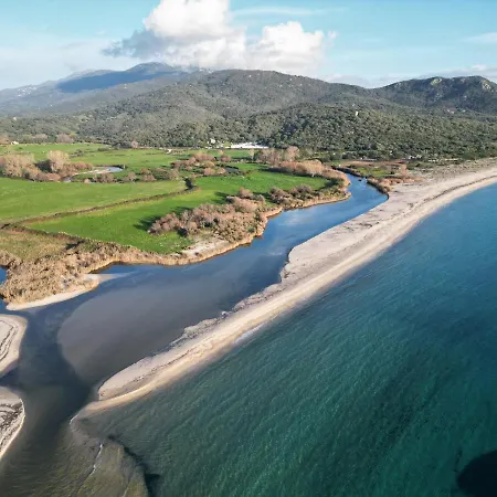 Tour Genoise Micalona, Domaine De L'oglisatru בית נופש *