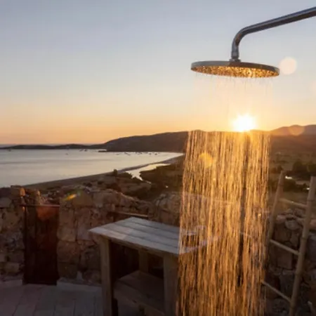 Tour Genoise Micalona, Domaine De L'oglisatru בית נופש