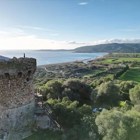 Tour Genoise Micalona, Domaine De L'oglisatru * אולמטו