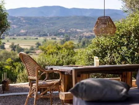 בית נופש Tour Genoise Micalona, Domaine De L'oglisatru