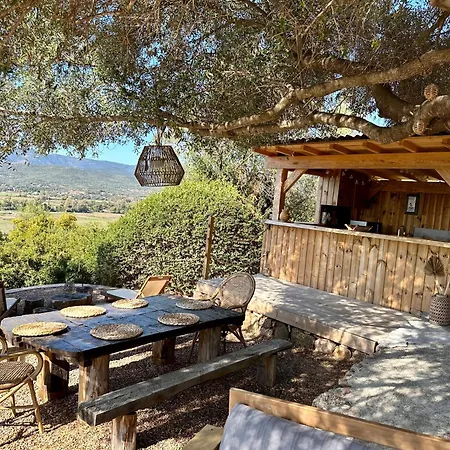 Tour Genoise Micalona, Domaine De L'oglisatru אולמטו