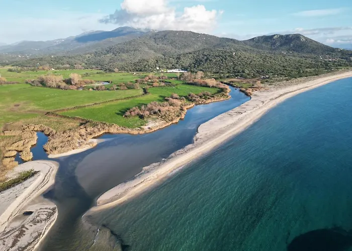 Tour Genoise Micalona, Domaine De L'oglisatru Prázdninový dům *